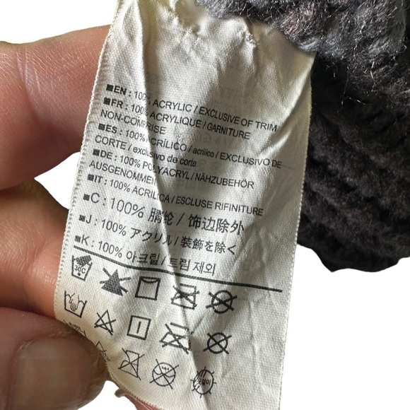 Arc'Teryx Fernie Toque - Picture 6 of 9